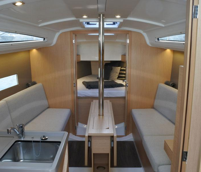 Reef | Oceanis 30.1 photo 16