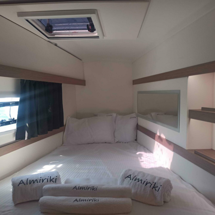 Prestige | Fountaine Pajot Isla 40 photo 10