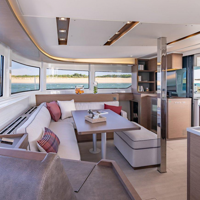 Mondango | Lagoon 46 photo 16