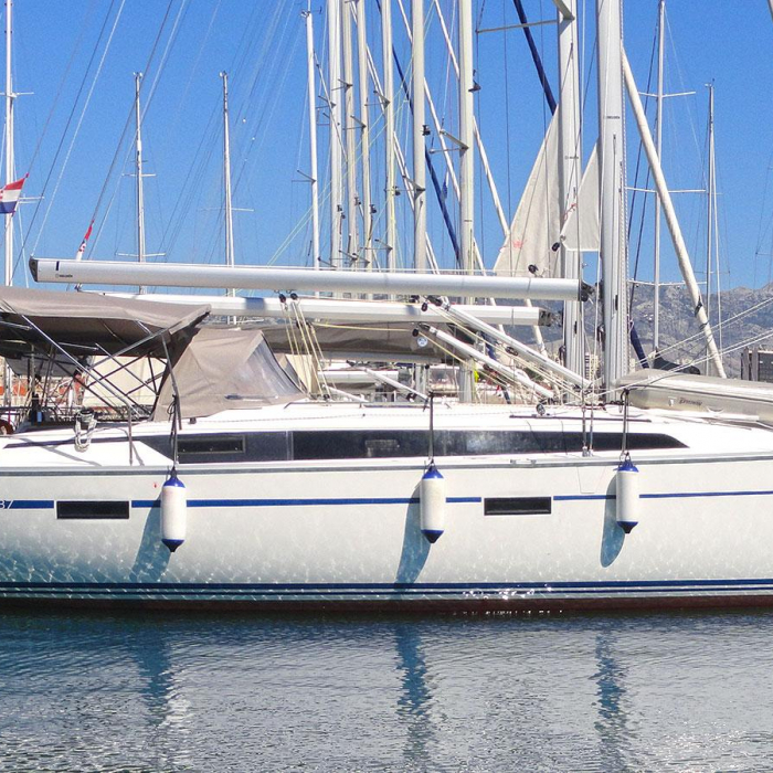 Merara | Bavaria Cruiser 37 photo 6