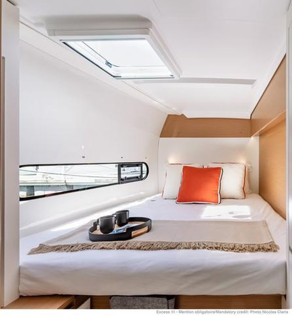 Herevai | Excess 11 photo 10