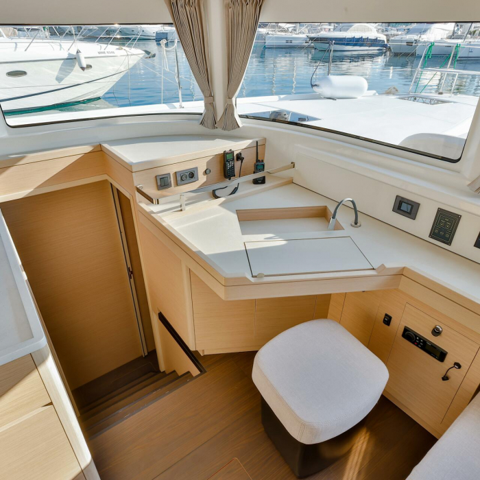 St. Tatiana | Lagoon 46 photo 12