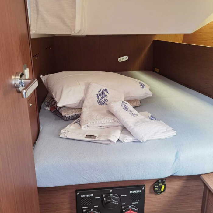 Mayramoot | Oceanis 40.1 photo 19
