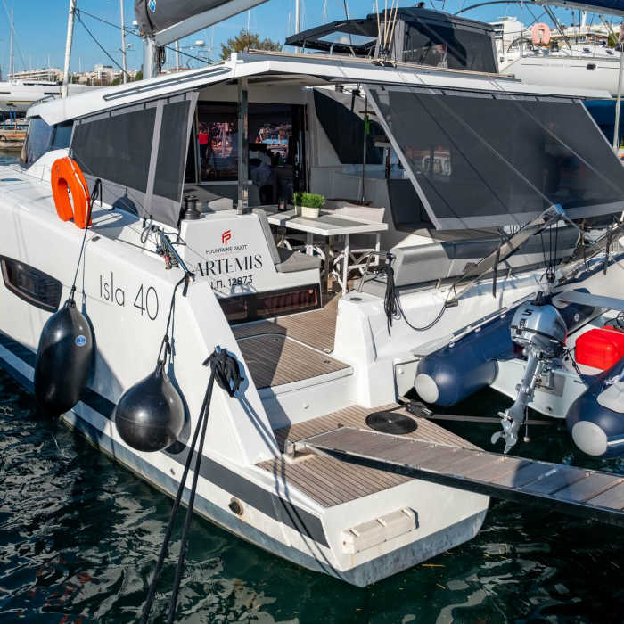 Artemis | Fountaine Pajot Isla 40 photo 81