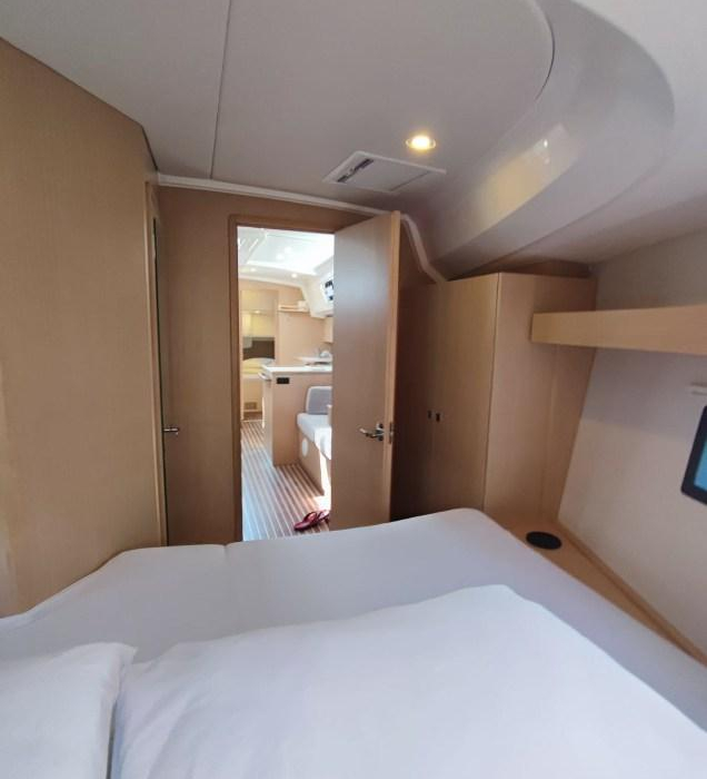 Gala | Bavaria C42 photo 20