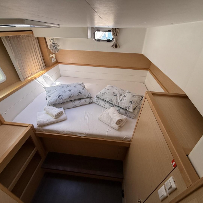 Cava | Lagoon 39 photo 23