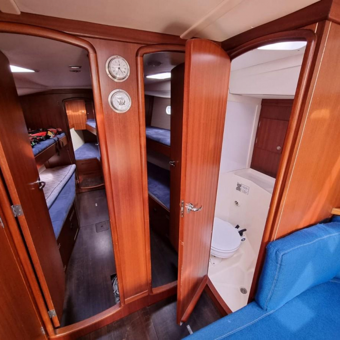 Athaman | Delphia 47 photo 5