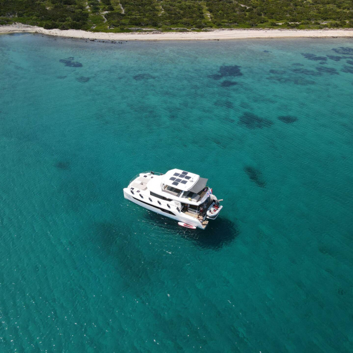 Good Vibes | Leopard 53 - OW photo 15