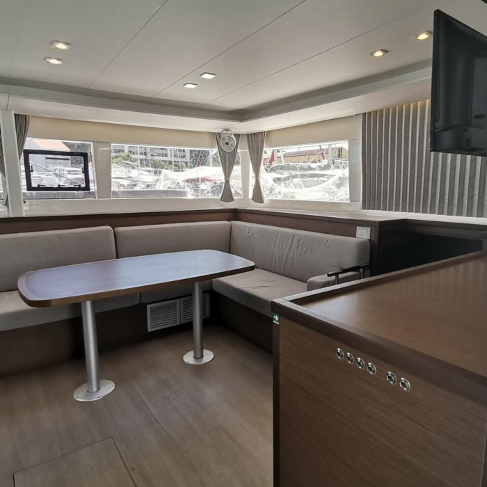 Double elli | Lagoon 450 F photo 19