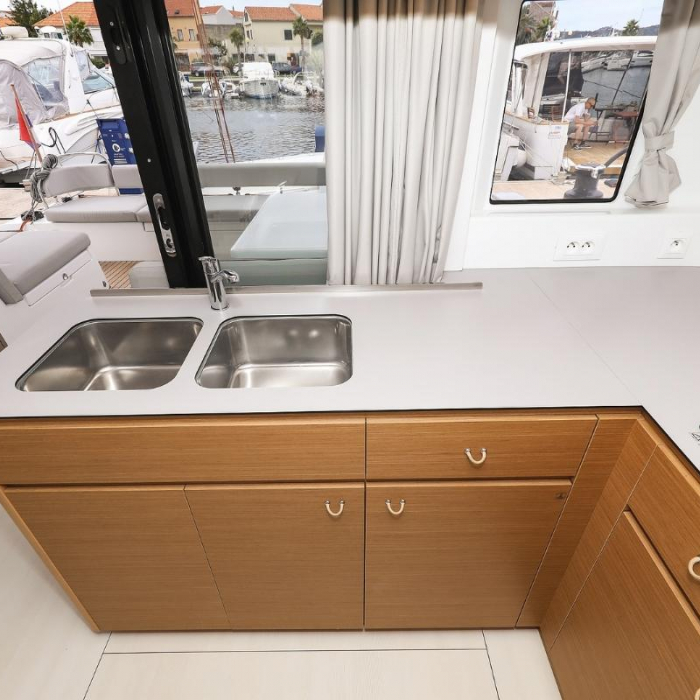 Windhunter | Excess 14 photo 9