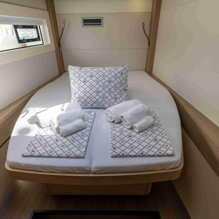 No Limit I | Lagoon 46 photo 11