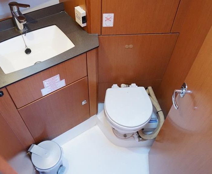 Hermes | Bavaria Cruiser 41 photo 31