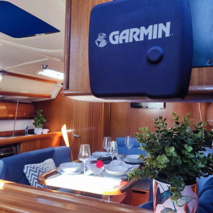 Ra | Bavaria 38 photo 21