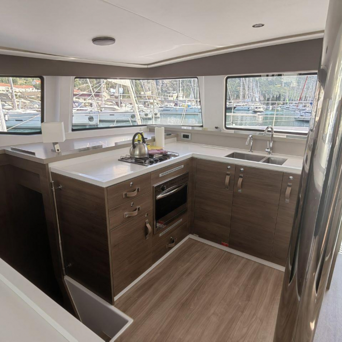 MADAME BLACK | Bali 4.4 photo 5