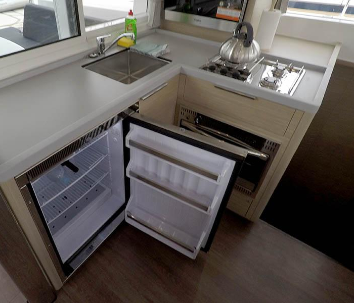 DUPLO II | Lagoon 40 photo 10