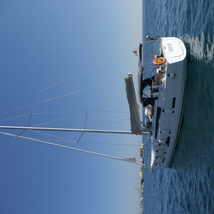 Bloody Mary | Dufour 430 photo 8