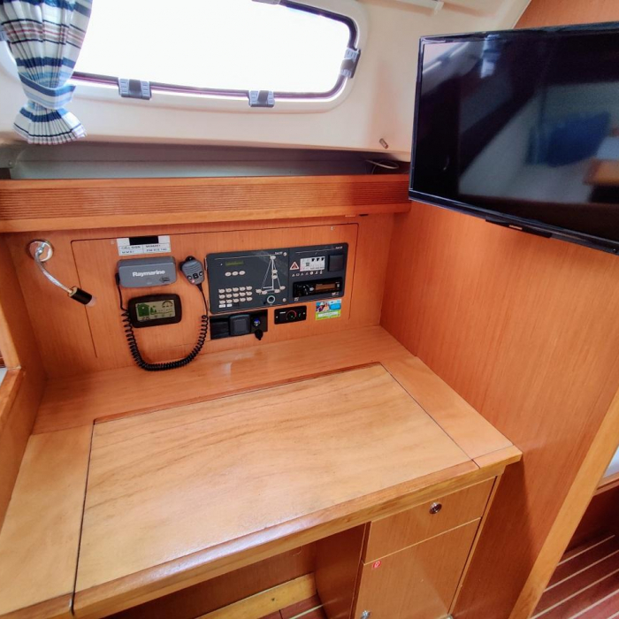 Gin & Tonic | Bavaria 47 Cruiser photo 9