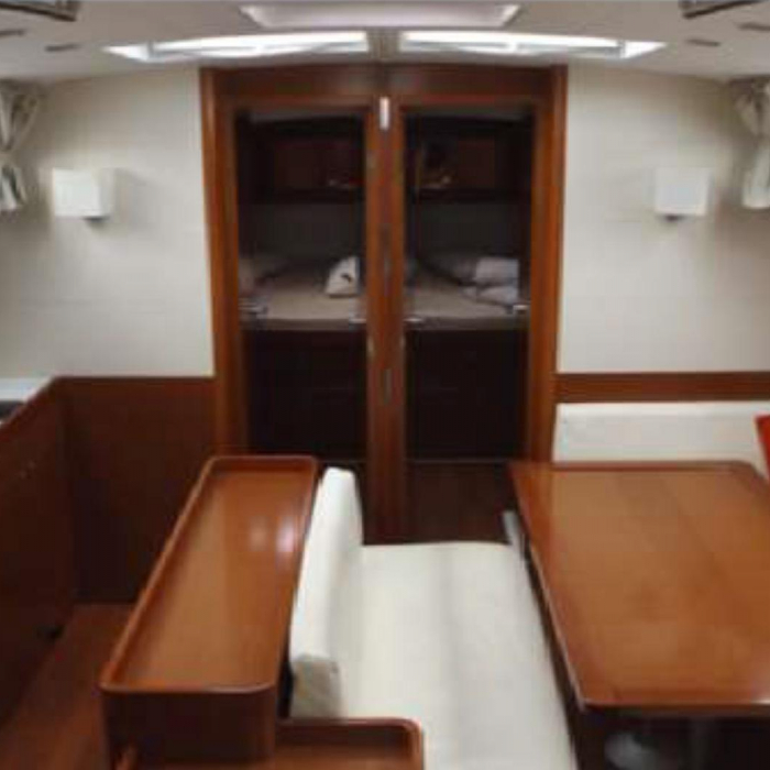 In Compliance | Oceanis 50 photo 8