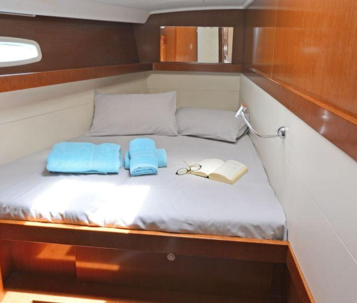 Leandros D | Oceanis 50 Family photo 9