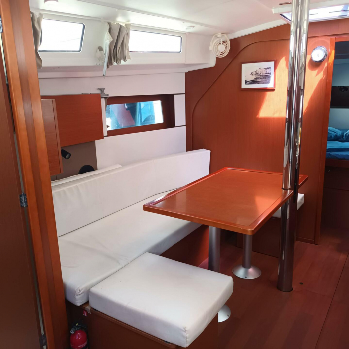 Morgana | Oceanis 38.1 photo 6
