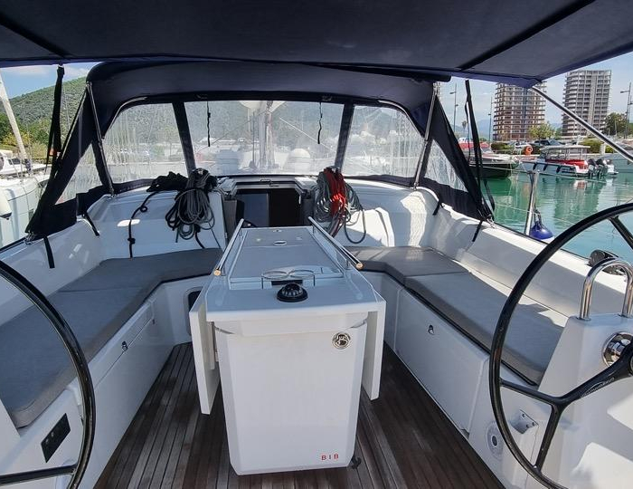 Aries | Oceanis 40.1 photo 3