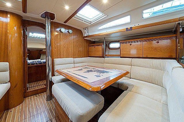 Tatanos | Sun Odyssey 43 photo 26