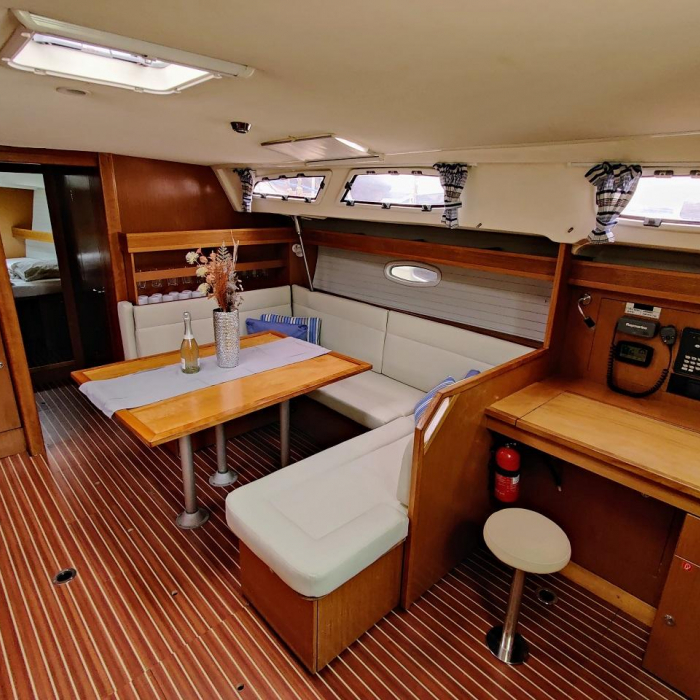 Gin & Tonic | Bavaria 47 Cruiser photo 5