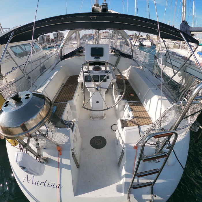 Martina | Harmony 42 photo 2