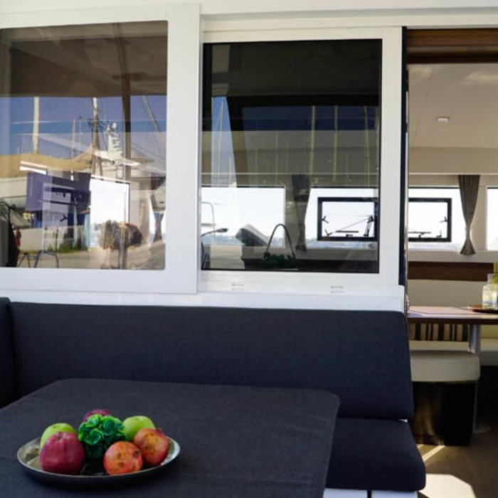 Chios | Lagoon 40 photo 9