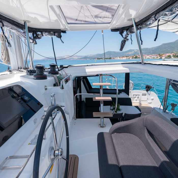 Sophie | Lagoon 42 Owner version photo 18