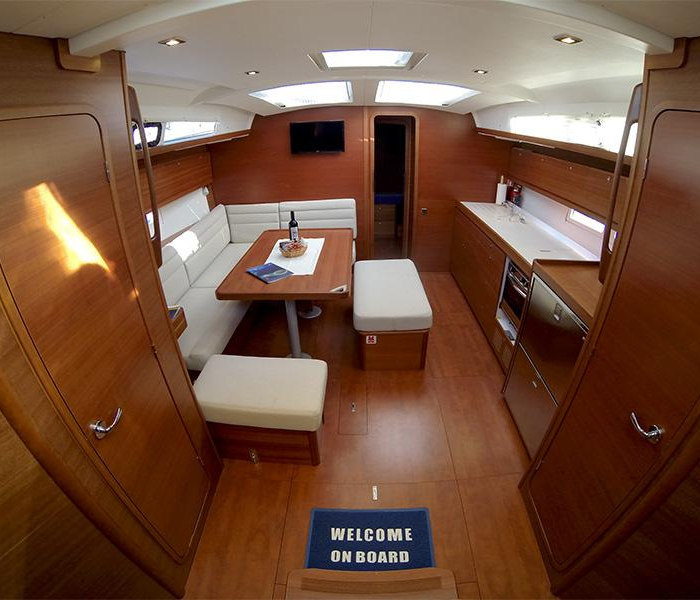 Almar | Dufour 460 photo 15