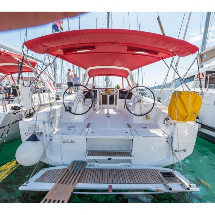 Rusalka | Oceanis 38 photo 8