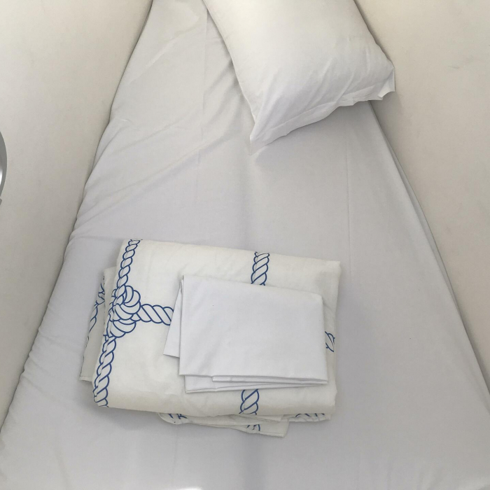 Pixie Dixie | Helia 44 photo 18