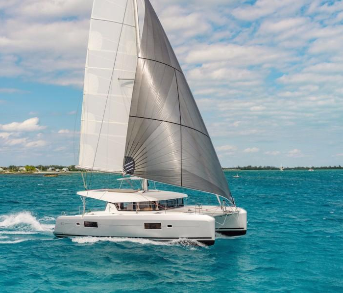 BONA NOVA | Lagoon 420 photo 1