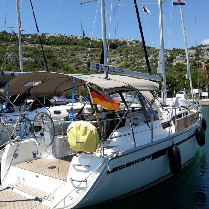 Little Joe | Bavaria Cruiser 34 photo 9