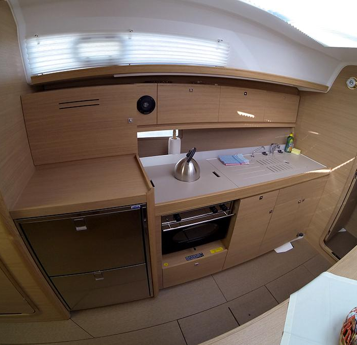 Sv. Ivan | Dufour 382 GL photo 12
