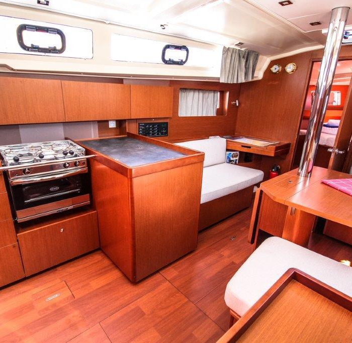 Porterusa | Oceanis 41.1 photo 7