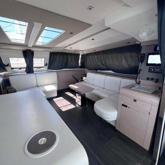 Le Grand Bogavant | Fountaine Pajot Aura 51 photo 22