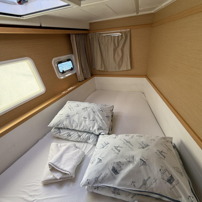 Cava | Lagoon 39 photo 11