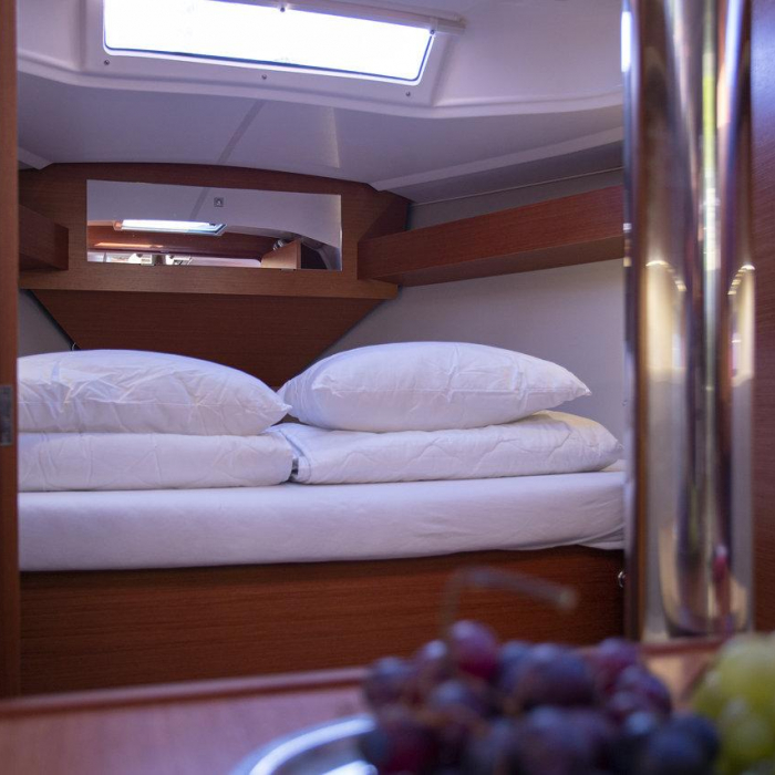 Vanila | Dufour 360 GL photo 13
