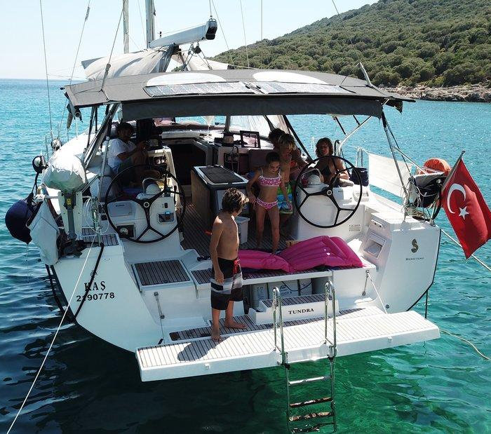 Tundra | Oceanis 48 photo 12