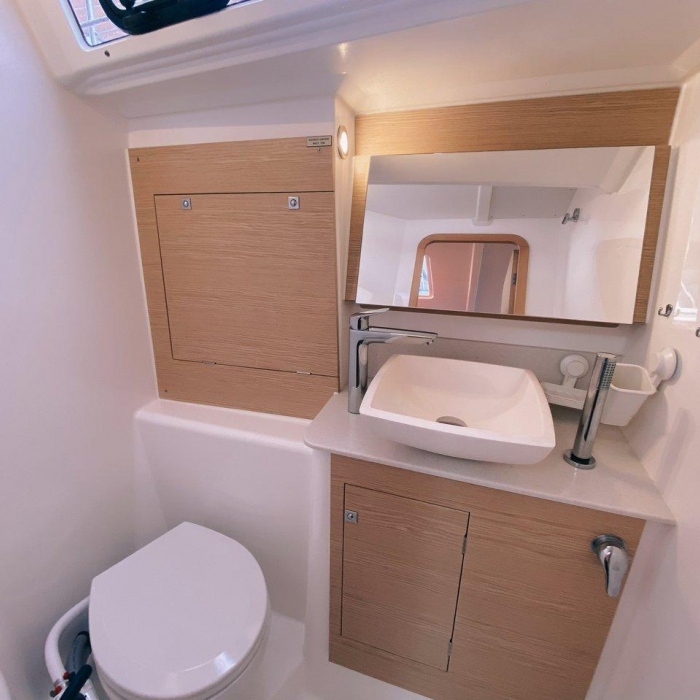 Nafrayou | Dufour 390 GL photo 13