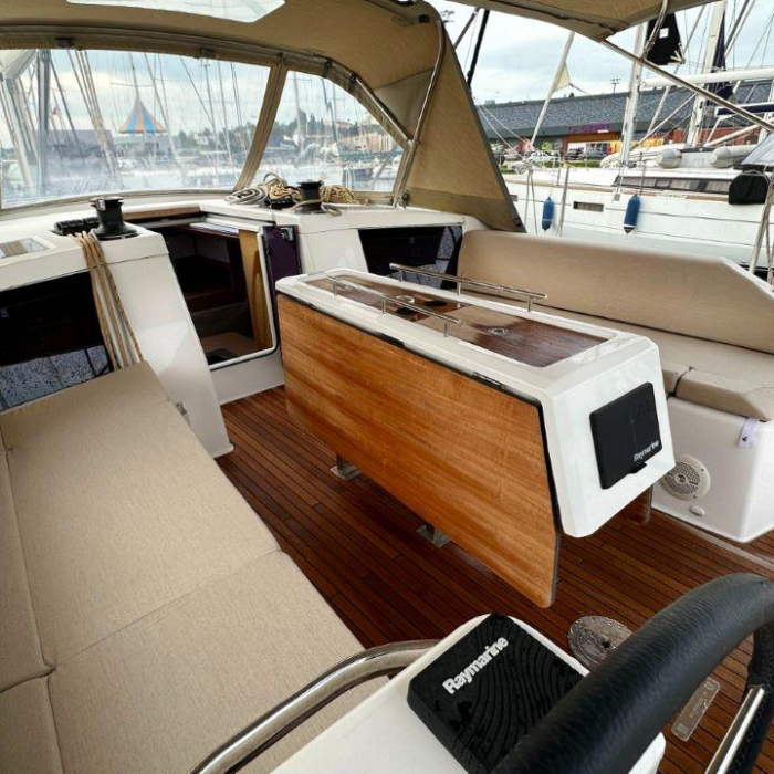 Nexus | Dufour 430 photo 7