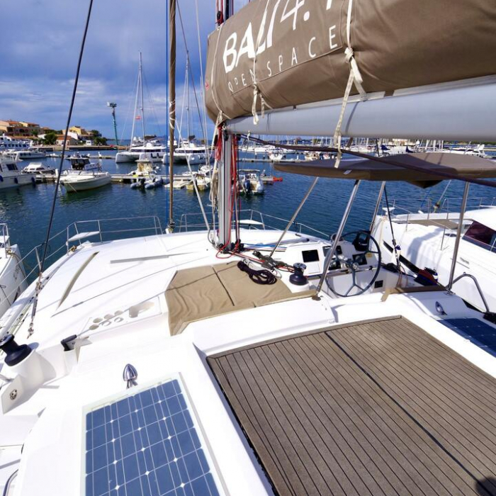 Dafne - Water maker, Solar Panel | Bali 4.1 photo 14