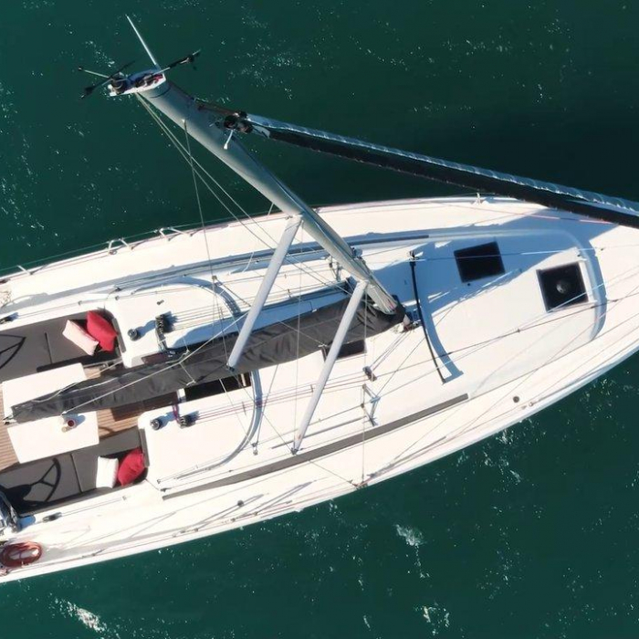 Simply The Best | Sun Odyssey 380 photo 1