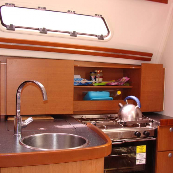 Selini | Hanse 325 photo 16