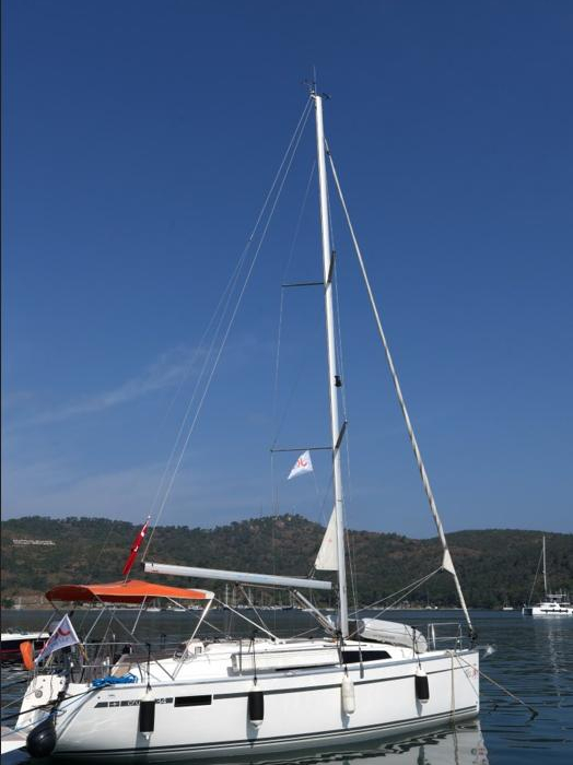 Taz | Bavaria Cruiser 34 photo 4