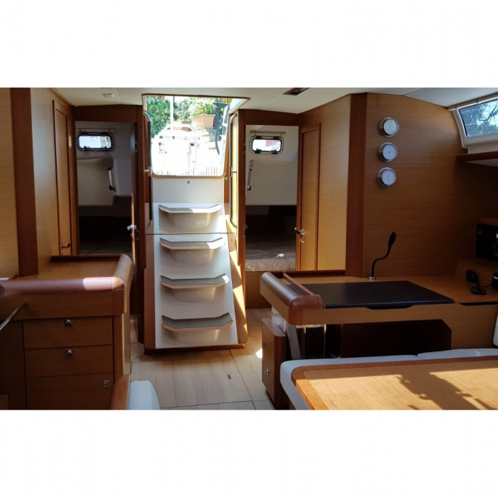 Pata | Sun Odyssey 519 photo 15