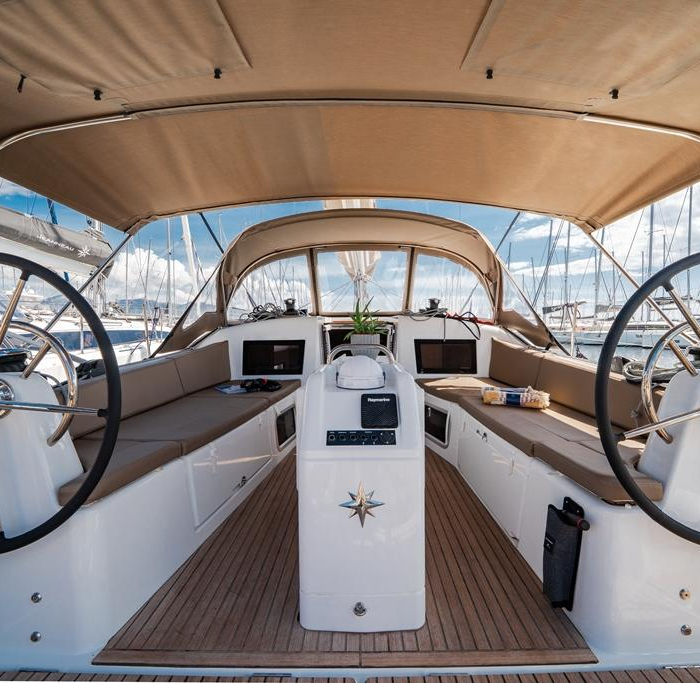 Myriana | Sun Odyssey 415 photo 5