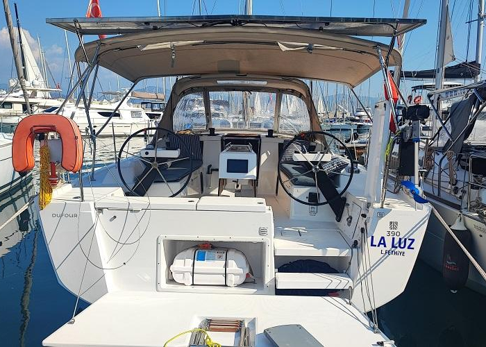 La Luz | Dufour 390 photo 13